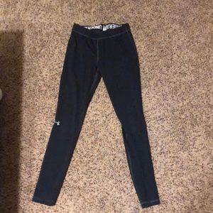 Black under armour leggings